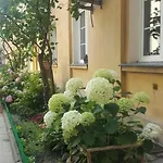 Rais Serviced Apartments